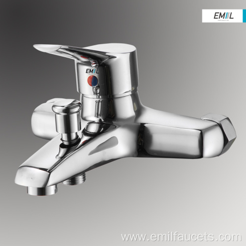 Wall mount bathtub tub water spout faucets